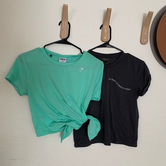 Gymshark Crop Top Bundle - Picture 2 of 3